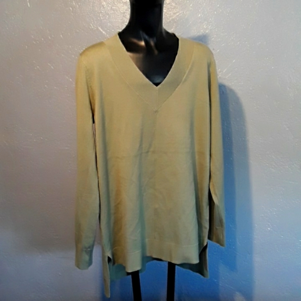 Cable and gauge olive green jersey top size large new with tags